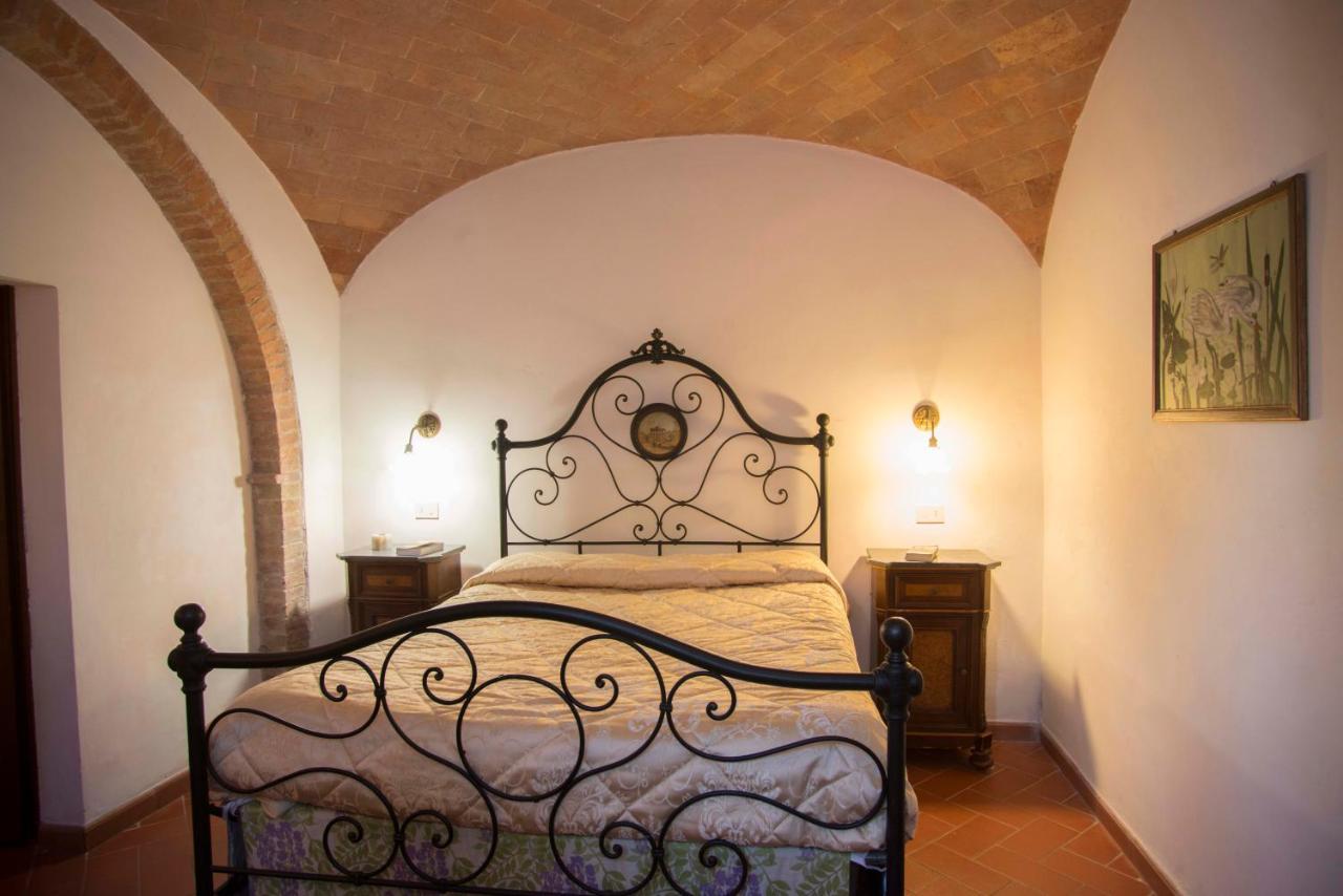 Agriturismo Poggiarellino - มอนตาลชิโน ภายนอก รูปภาพ