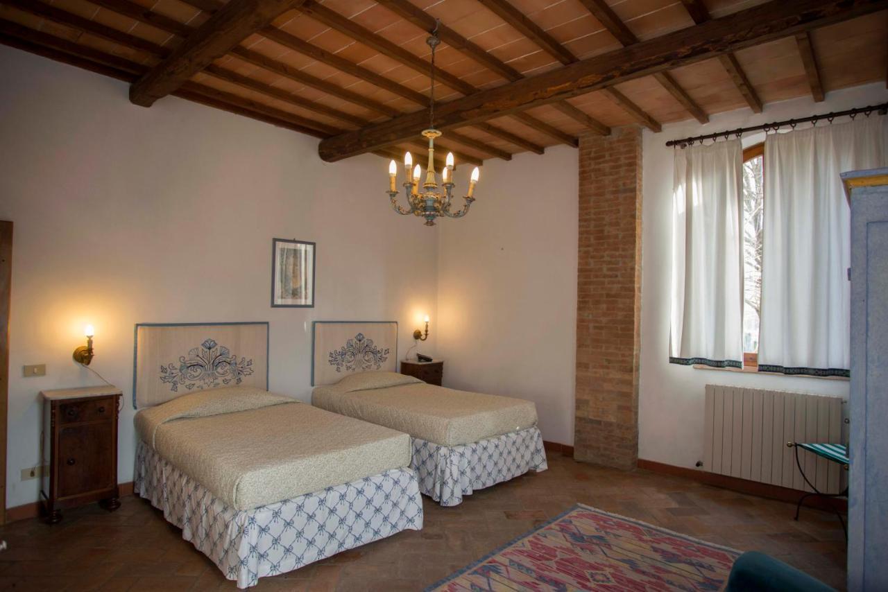 Agriturismo Poggiarellino - มอนตาลชิโน ภายนอก รูปภาพ