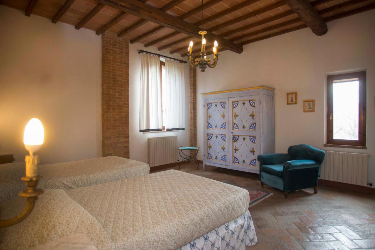 Agriturismo Poggiarellino - มอนตาลชิโน ภายนอก รูปภาพ